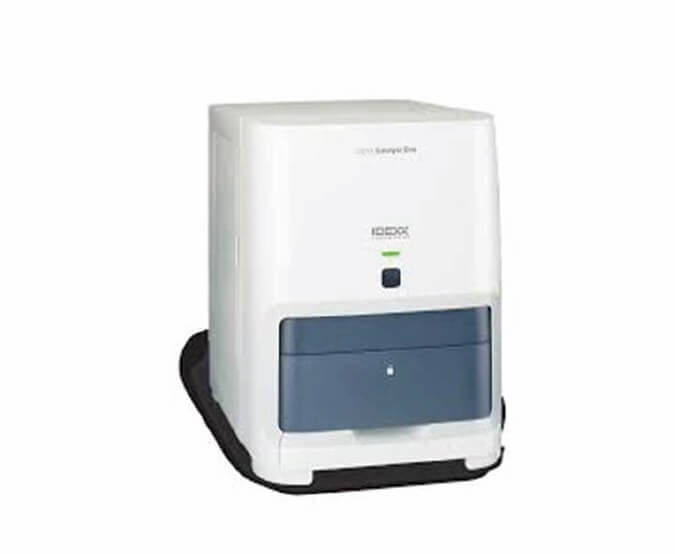血液化学検査装置（IDEXXカタリストOne）